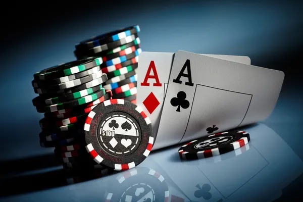 Live baccarat table with dealer and Ekor Number highlights